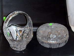 Košík, dóza broušený křišťál 20cm 399,-/kus