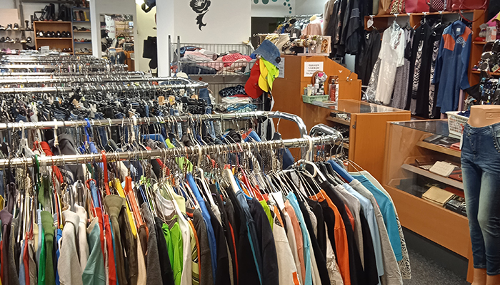 Bazary Měšec – bazar oděvů